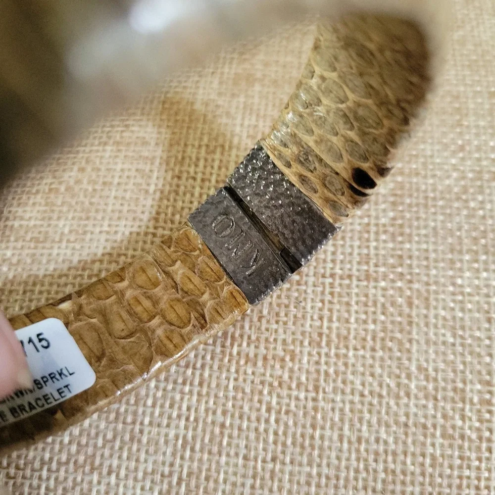 NWT KMO Paris/KMO Bali Genuine Snakeskin Kamelite Sparkle Bangle